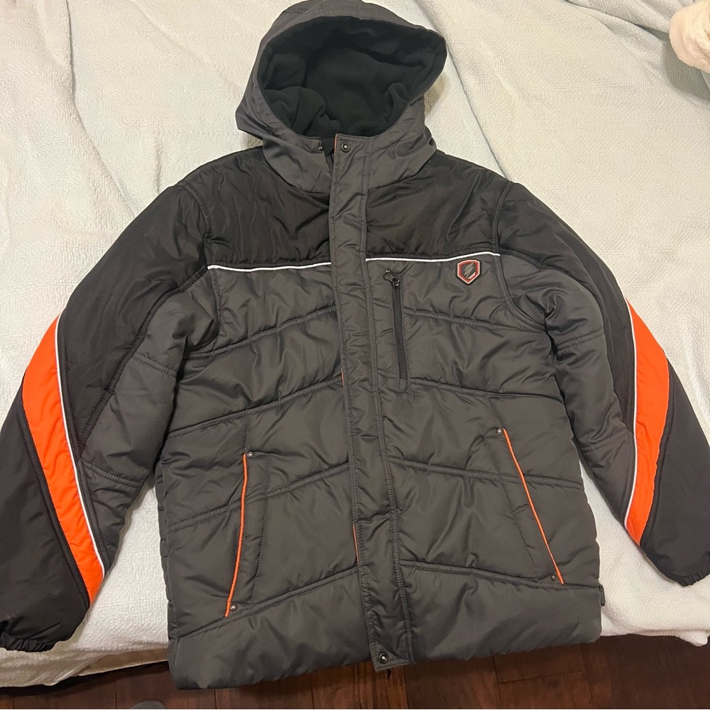 Boys Ski Jacket. Size 13 / 14. Excellent condition. Brand: Protection System.